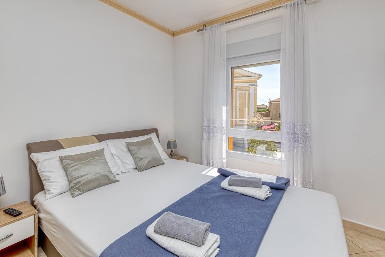 Rooms On Liberty Square Πόρετς Εξωτερικό φωτογραφία