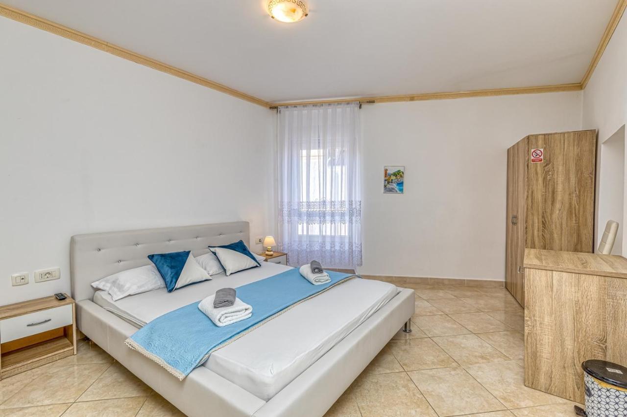 Rooms On Liberty Square Πόρετς Εξωτερικό φωτογραφία